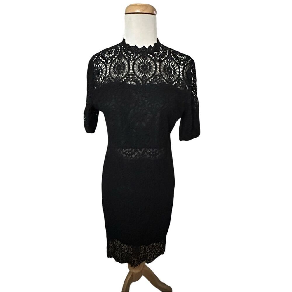 Zalalus fitted black lace lined dress